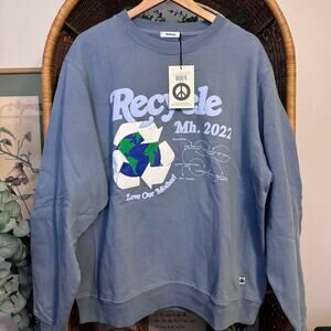 Nwt $165 madhappy earth day recycle sweatshirt - XL